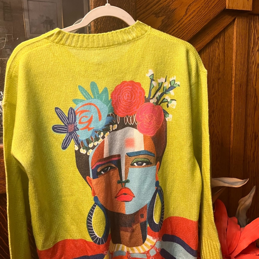 Vibrant Graphic Sweater - Multicolor